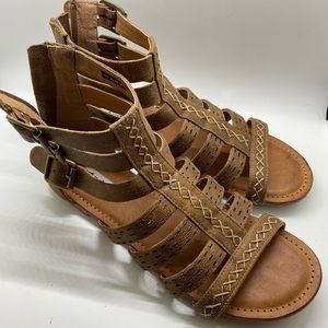 Not Rated Gladiator Sandals brown and Strappy